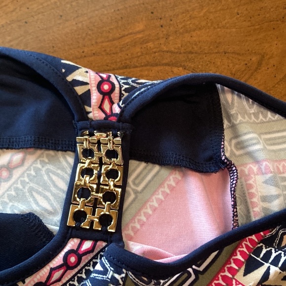 JM Collection Womens Cold Shoulder Top - size Medium - Picture 5 of 17